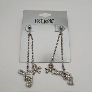 Hot Topic Pistol and Skull Dangle Earrings